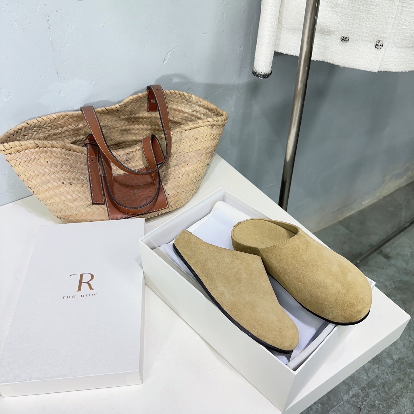 THE ROW 26S CLOG MULES IN BROWN SUEDE