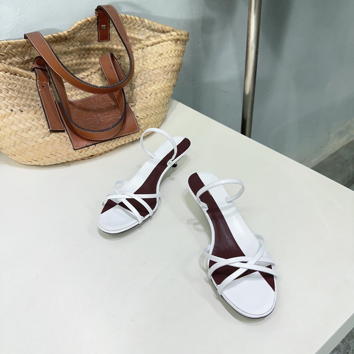 THE ROW 26S STRAPPY KITTEN HEEL SANDALS 30MM IN WHITE CALFSKIN