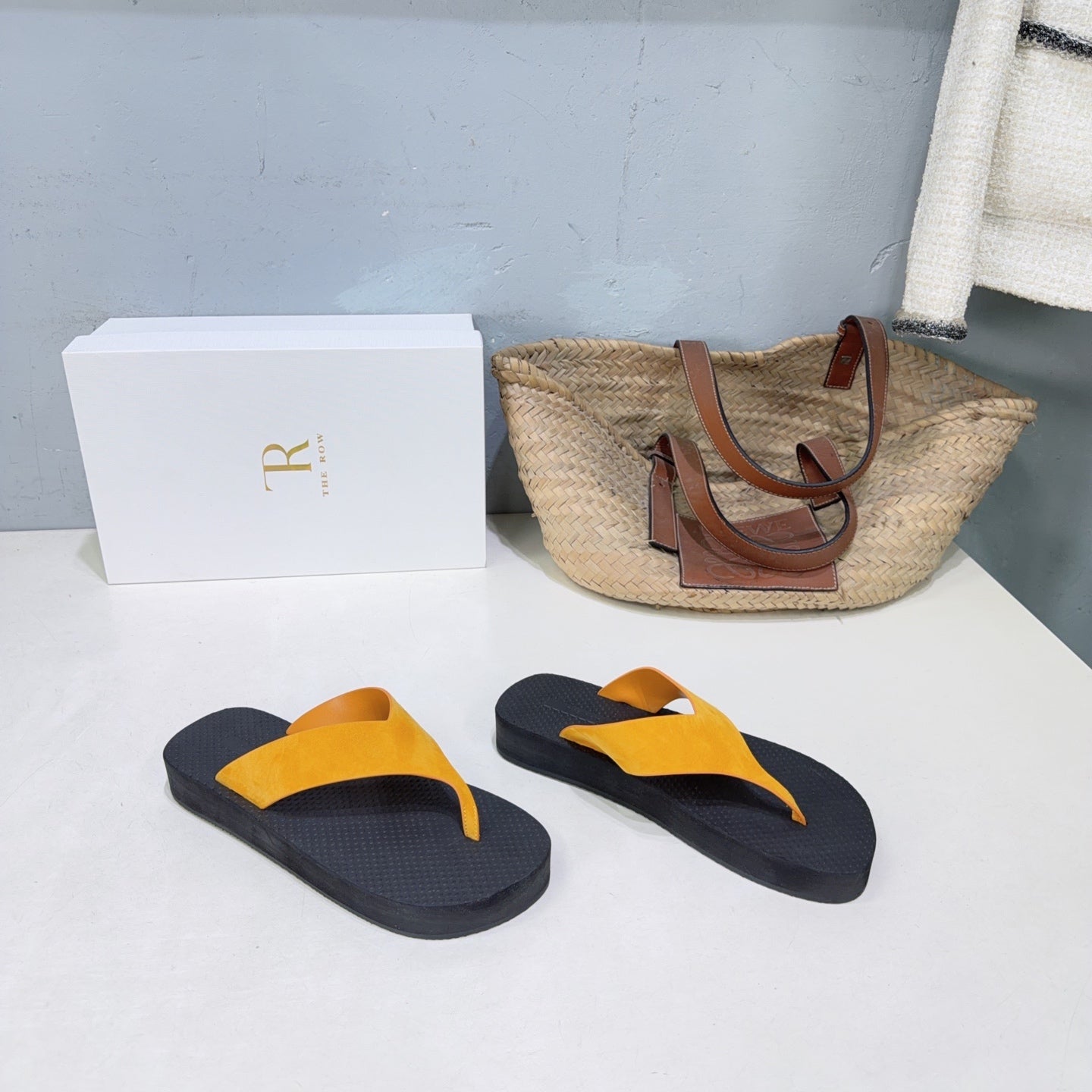 THE ROW 26S THONG SANDALS IN BLACK RUBBER  WITH GOLD YELLOW STRAPS