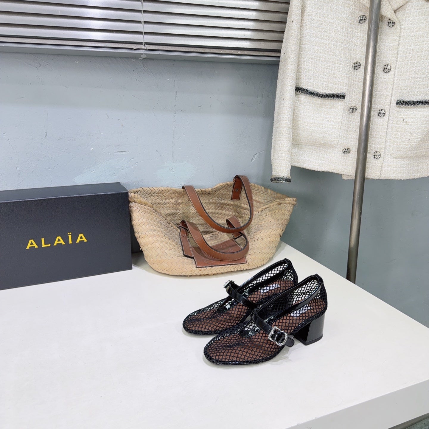 ALAIA 26S HIGH-HEEL MARY JANES 50 MM IN BLACK WOVEN MESH