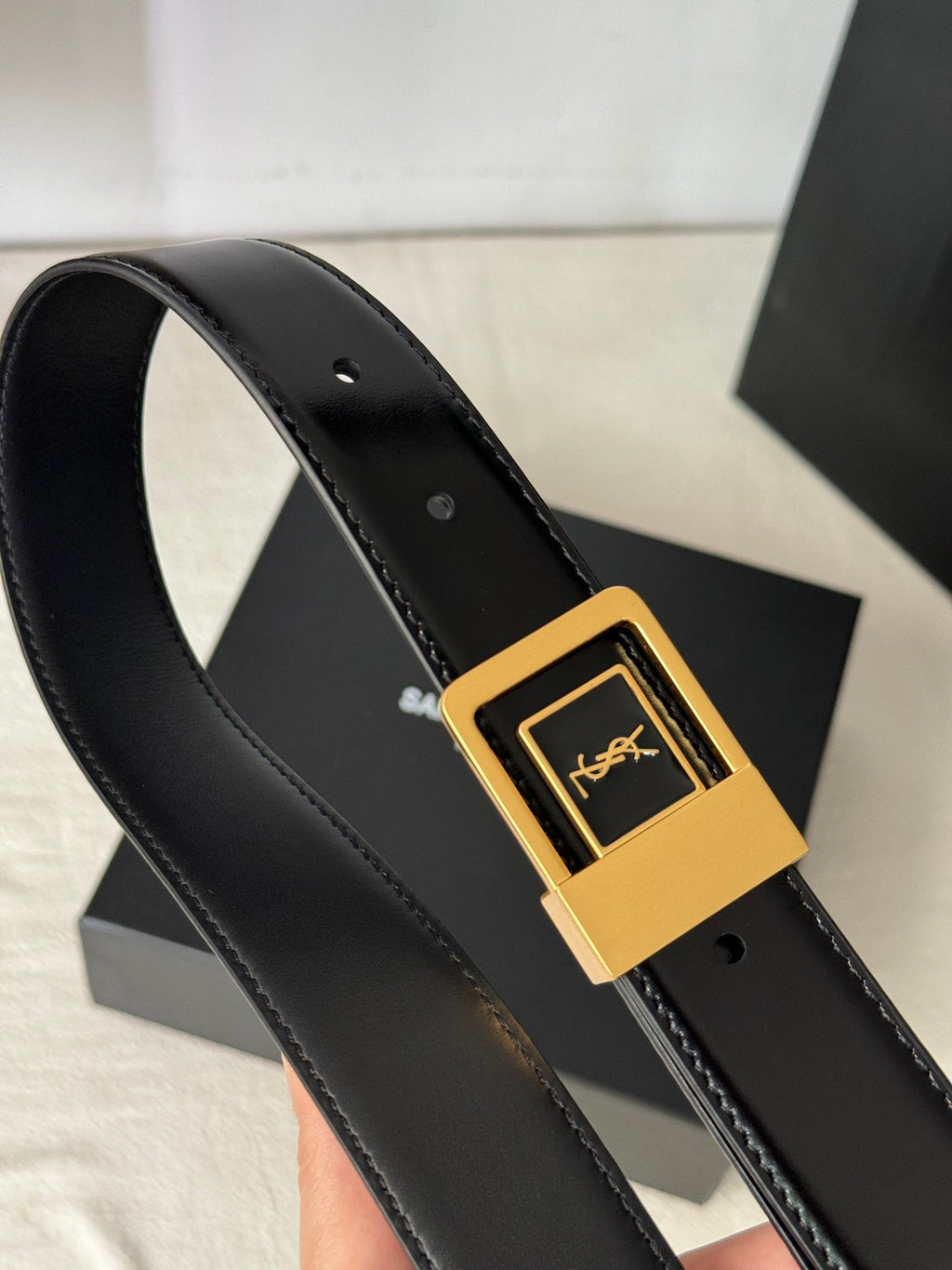 SL 25MM BELT IN BLACK CALFSKIN GOLD HARDWARE 456477