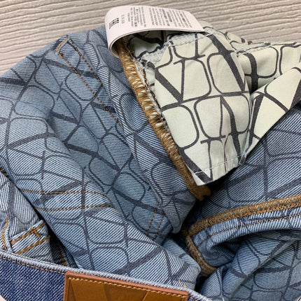 VALENTINO 26S HIGH-WAIST WIDE-LEG JEANS 331