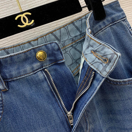 VALENTINO 26S HIGH-WAIST WIDE-LEG JEANS 331