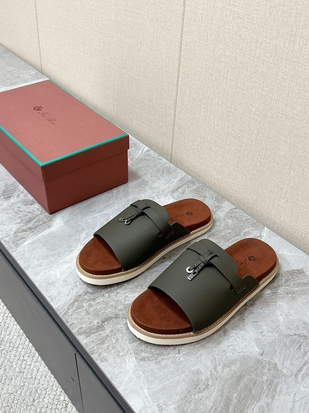 LP 26S LOCK MULE SLIDES IN OLIVE GREEN CALFSKIN SILVER HARDWARE