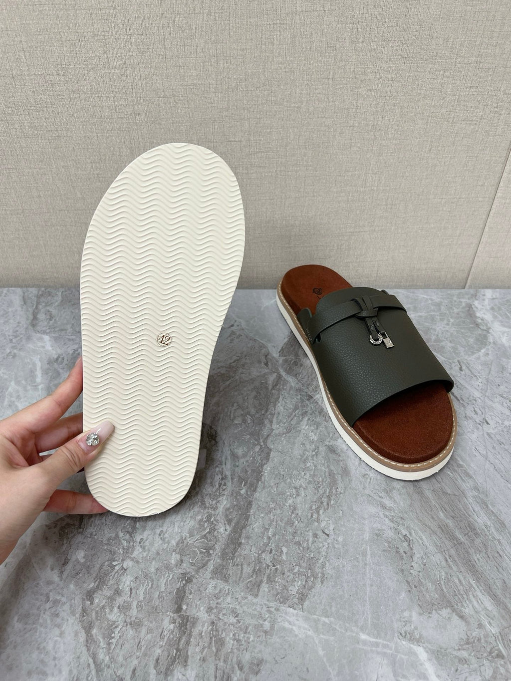 LP 26S LOCK MULE SLIDES IN OLIVE GREEN CALFSKIN SILVER HARDWARE