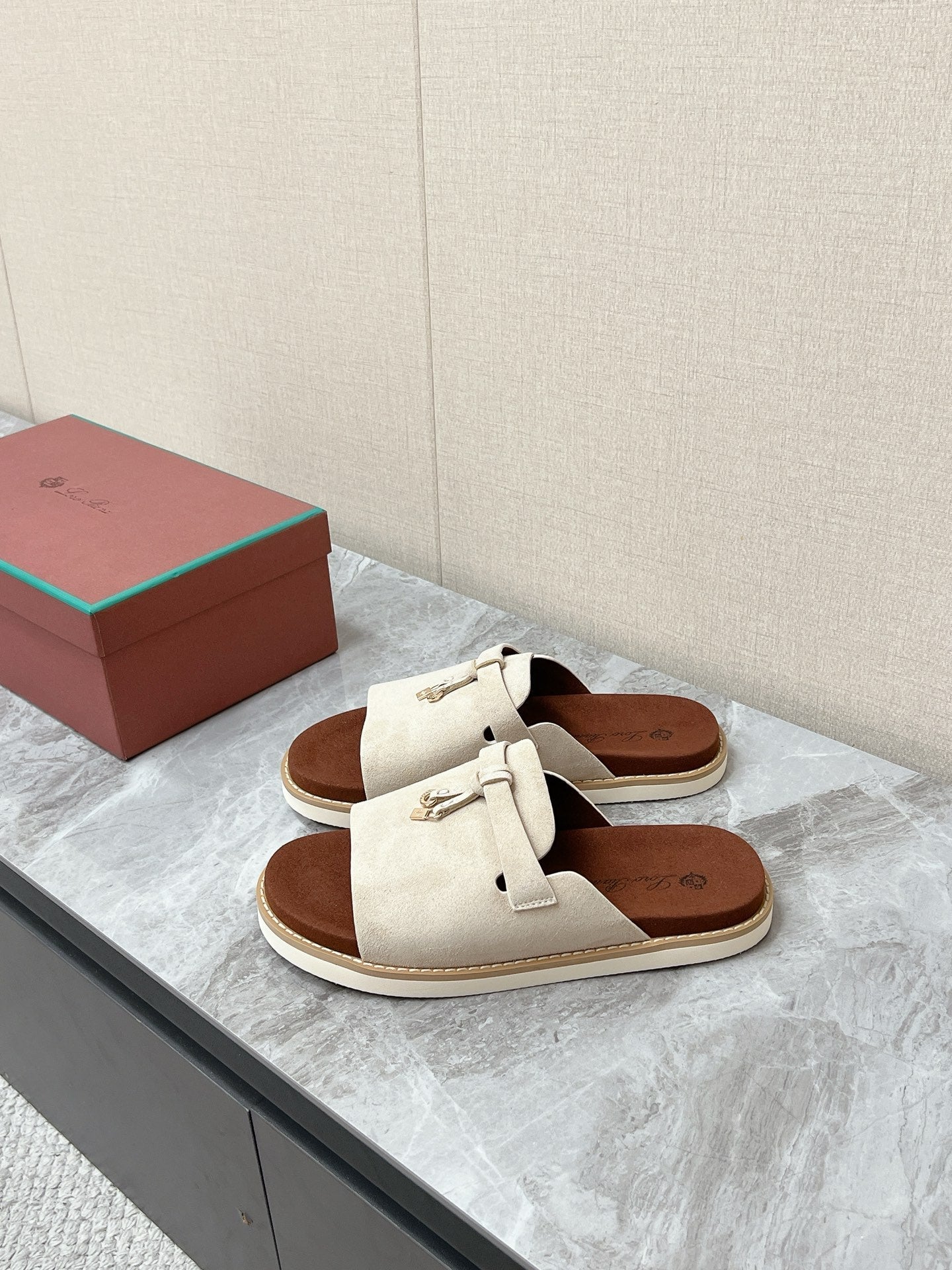 LP 26S LOCK MULE SLIDES IN BEIGE SUEDE SILVER HARDWARE