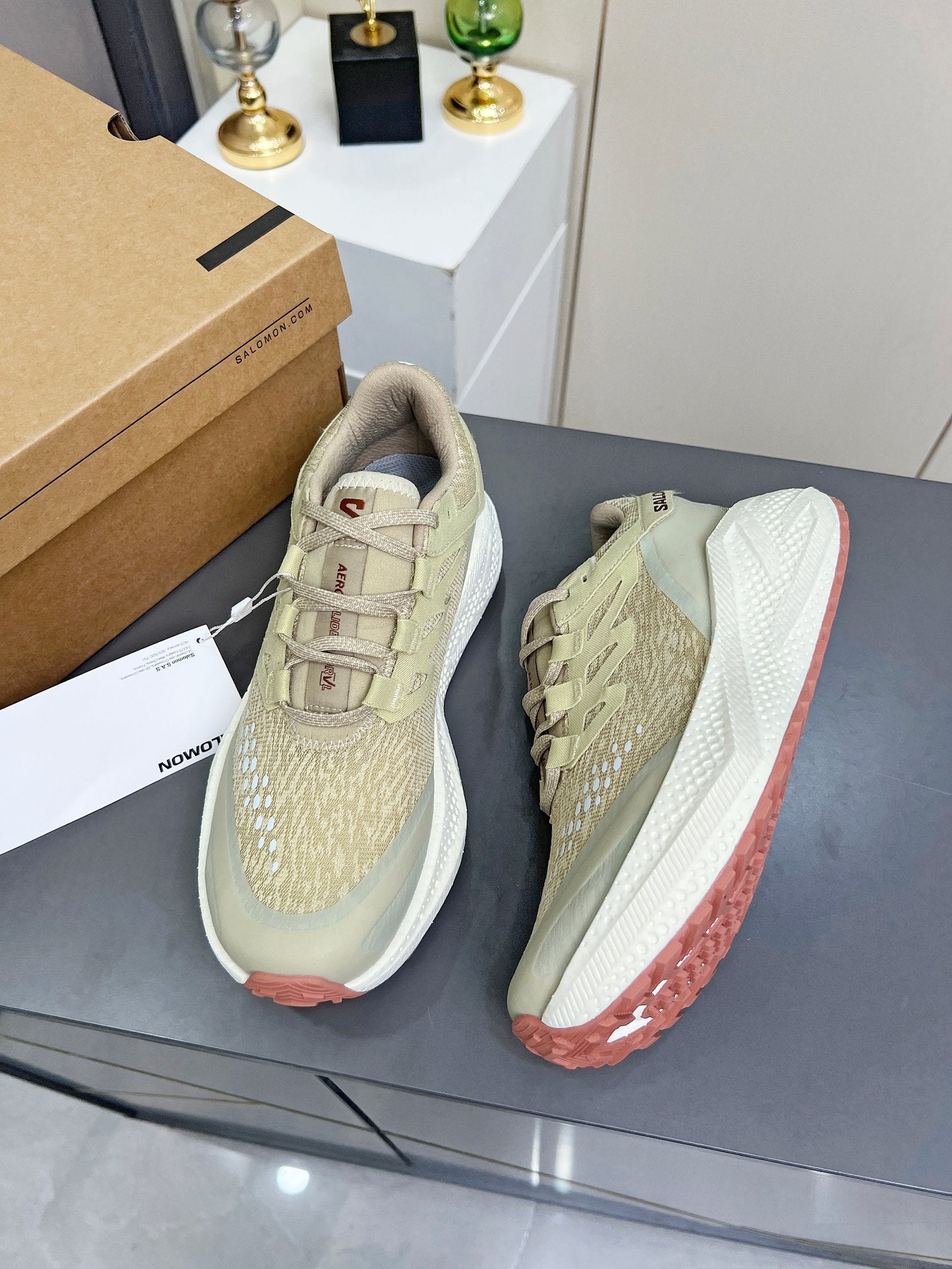 ALO 25S SALOMON ODYSSEY ELMT SNEAKER 45 MM IN ALMOND BEIGE FABRIC