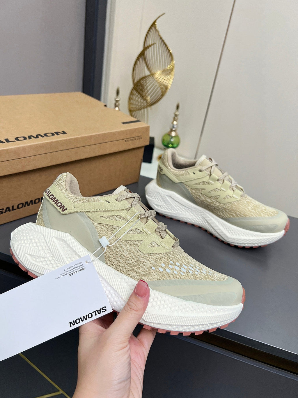 ALO 25S SALOMON ODYSSEY ELMT SNEAKER 45 MM IN ALMOND BEIGE FABRIC