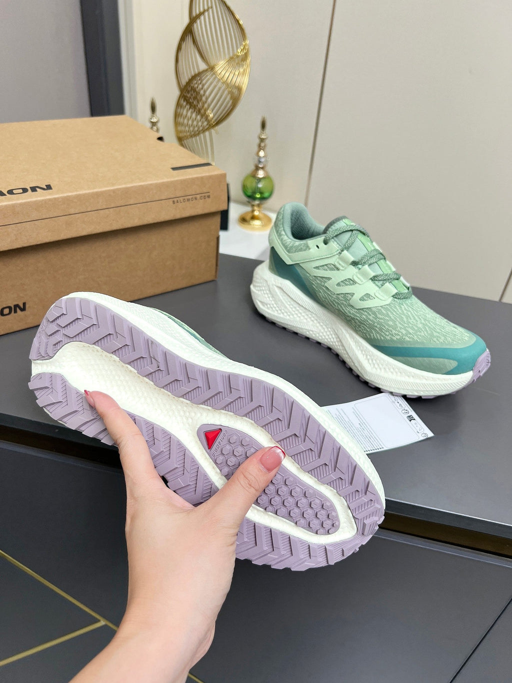 ALO 25S SALOMON ODYSSEY ELMT SNEAKER 45 MM IN PASTEL GREEN FABRIC