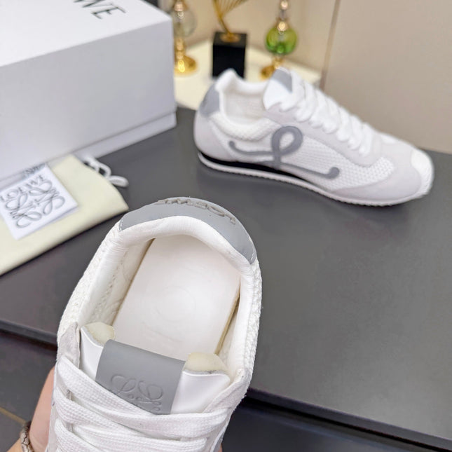 LOEWE 26S RUNNER 2.0 SNEAKERS IN LIGHT GREY SUEDE AND WHITE MESH FABRIC