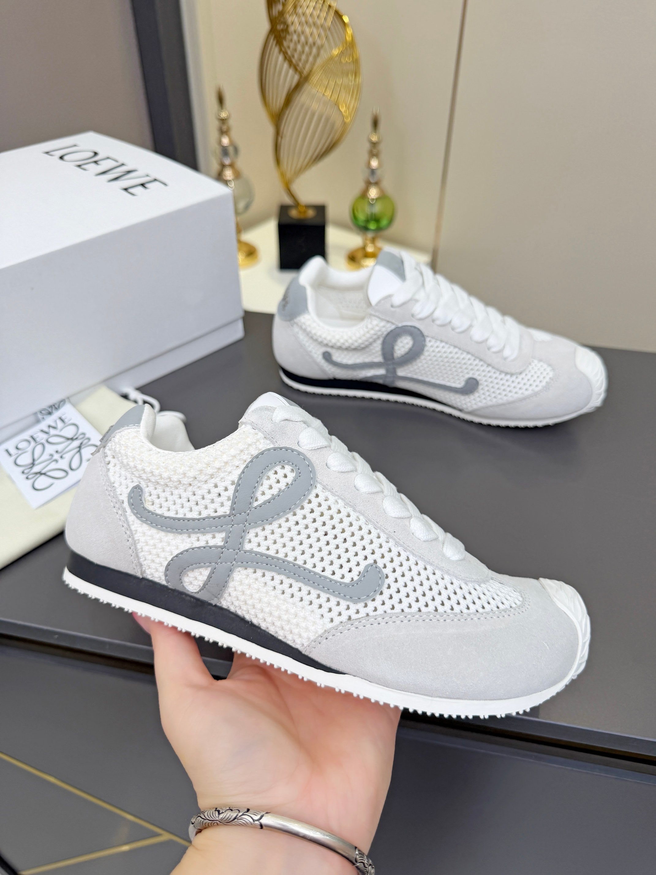 LOEWE 26S RUNNER 2.0 SNEAKERS IN LIGHT GREY SUEDE AND WHITE MESH FABRIC