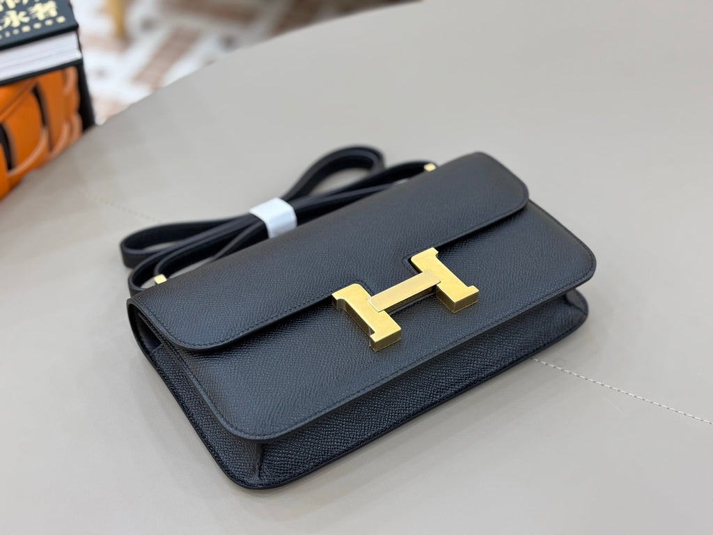 HM 25S CONSTANCE ELAN 24 CM IN BLACK EPSOM WITH GOLD HARDWARE