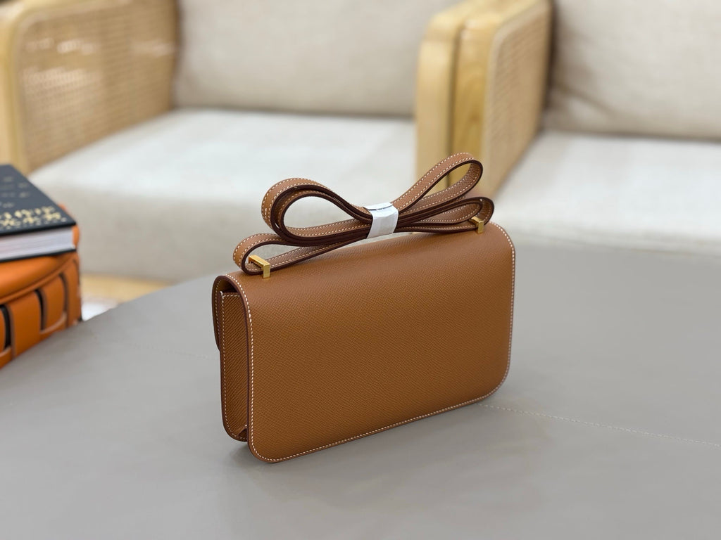 HM 25S CONSTANCE ELAN 24 CM IN BROWN EPSOM WITH GOLD HARDWARE