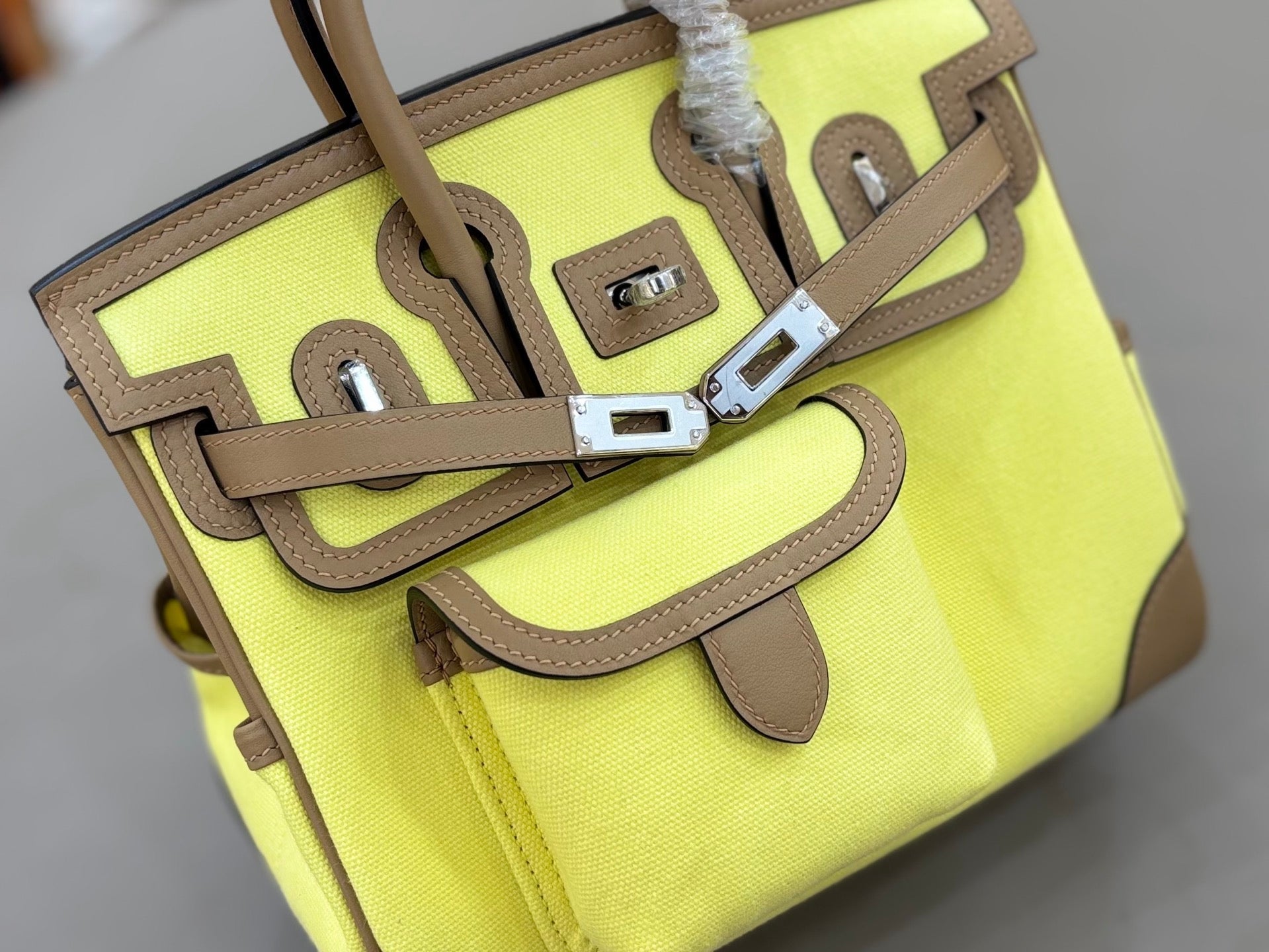HM 25S BIRKIN CARGO 25 CM IN YELLOW CANVAS AND BROWN SWIFT WITH SILVER HARDWARE