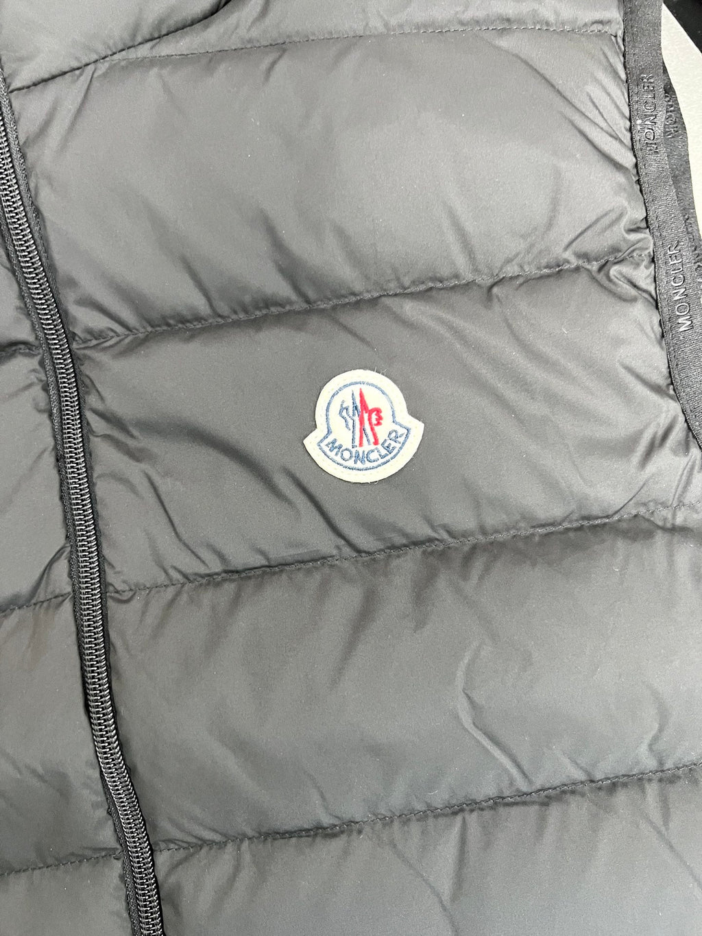 MONCLER SLEEVELESS DOWN VEST IN BLACK