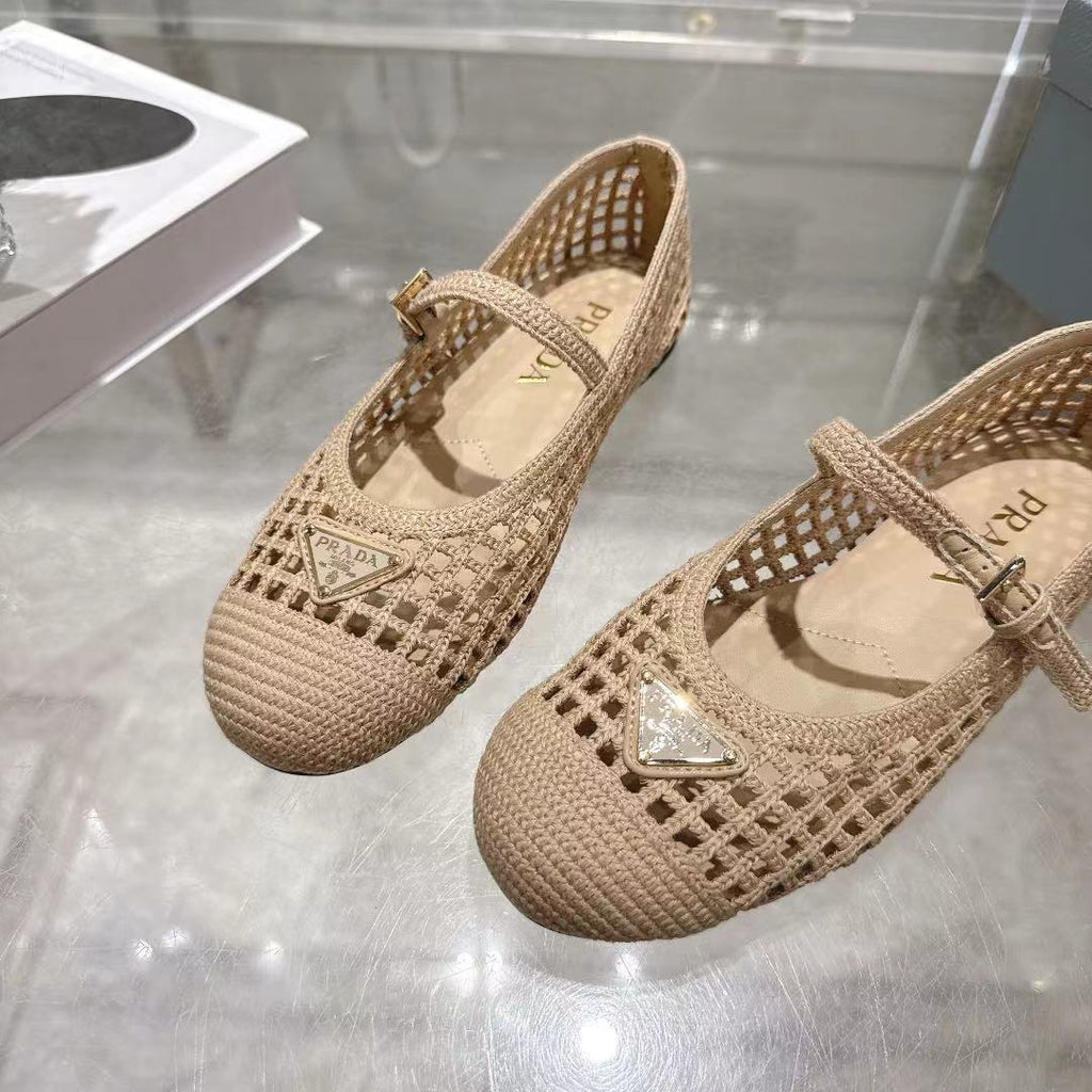 PRADA 26S LOGO PLAQUE MARY JANE FLATS IN NUDE BEIGE WOVEN FIBER