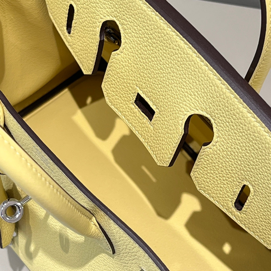 HM 25S BIRKIN 25 CM IN YELLOW TOGO WITH KEY SILVER