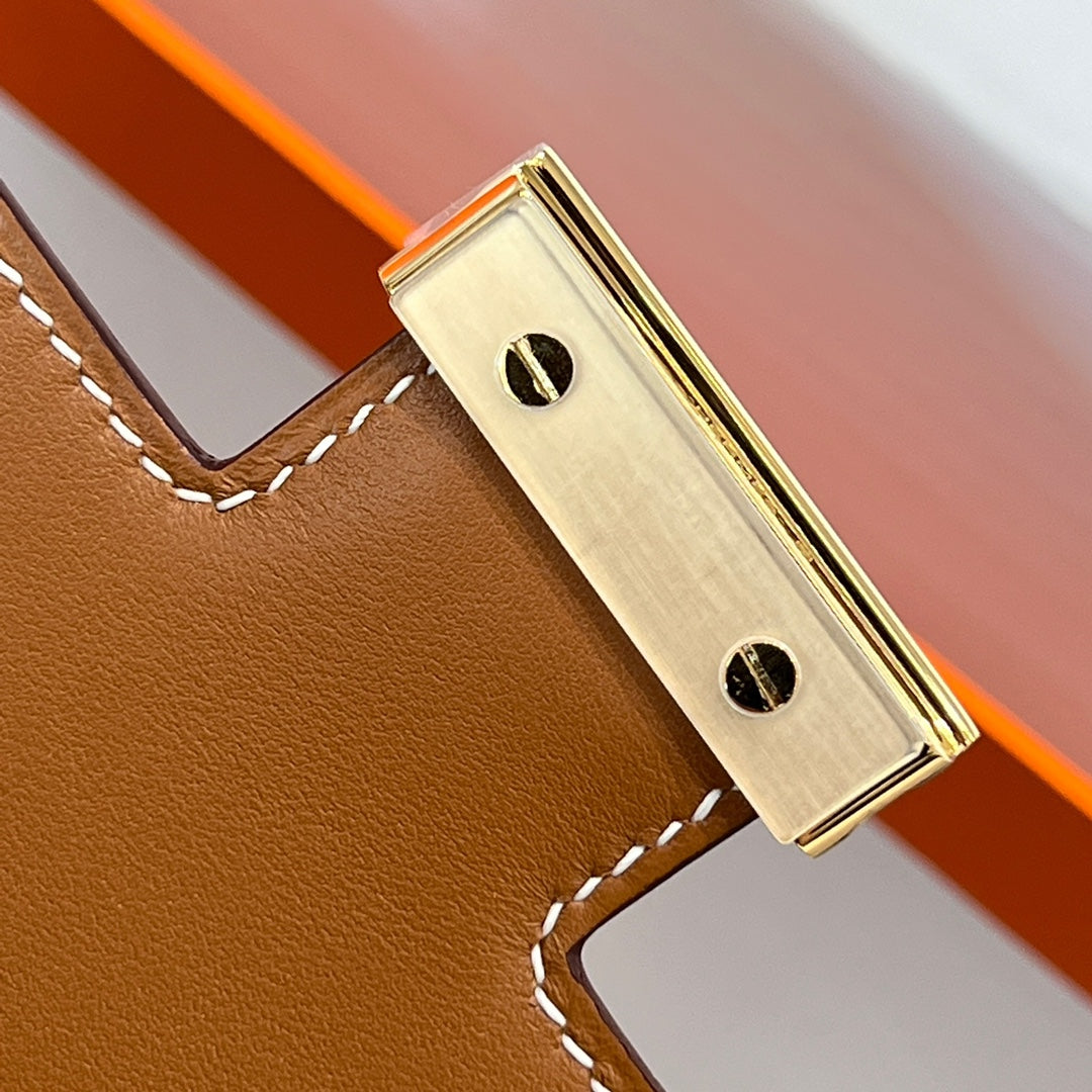 HM 25S CONSTANCE 19 CM IN CARAMEL BROWN  EPSOM WITH GOLD HARDWARE