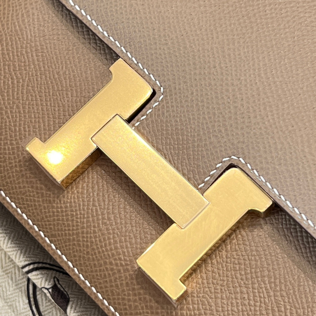 HM 25S CONSTANCE 19 CM IN TAUPE BROWN EPSOM WITH GOLD HARDWARE