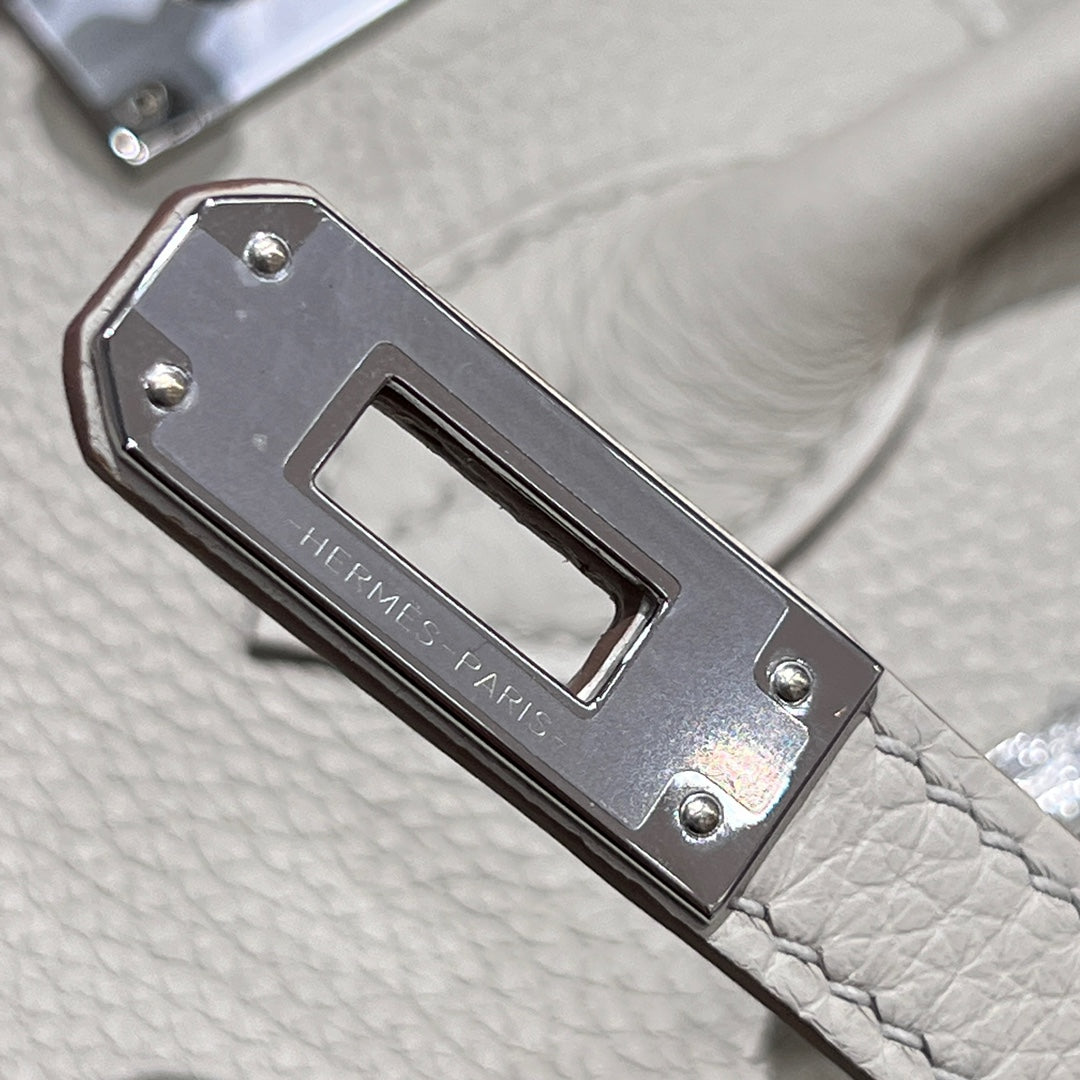 HM 25S BIRKIN 25 CM IN CREAM WHITE TOGO WITH KEY SILVER