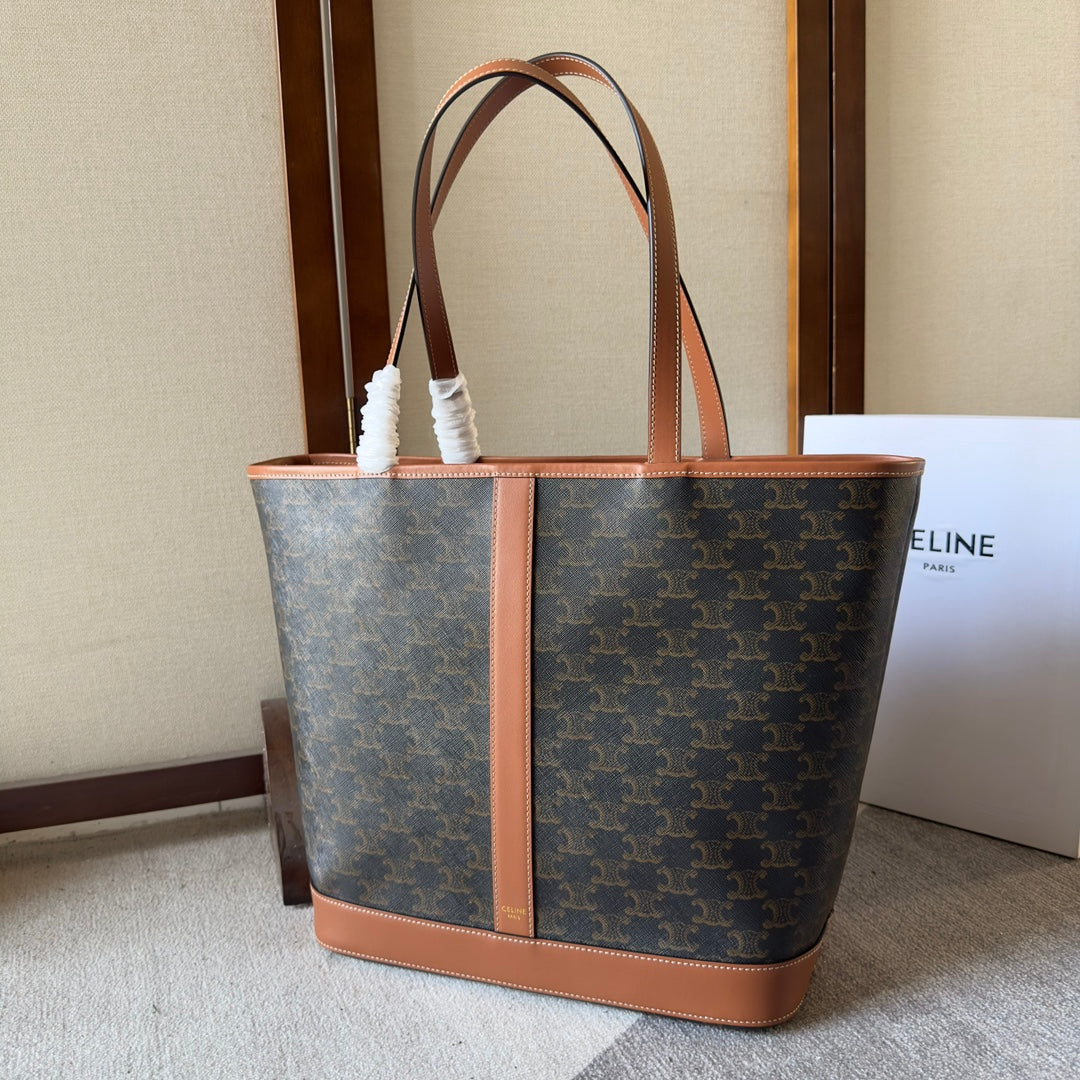 CELINE 26S TOTE BAG 31 IN DARK BROWN CALFSKIN WITH PRINTED PATTERN