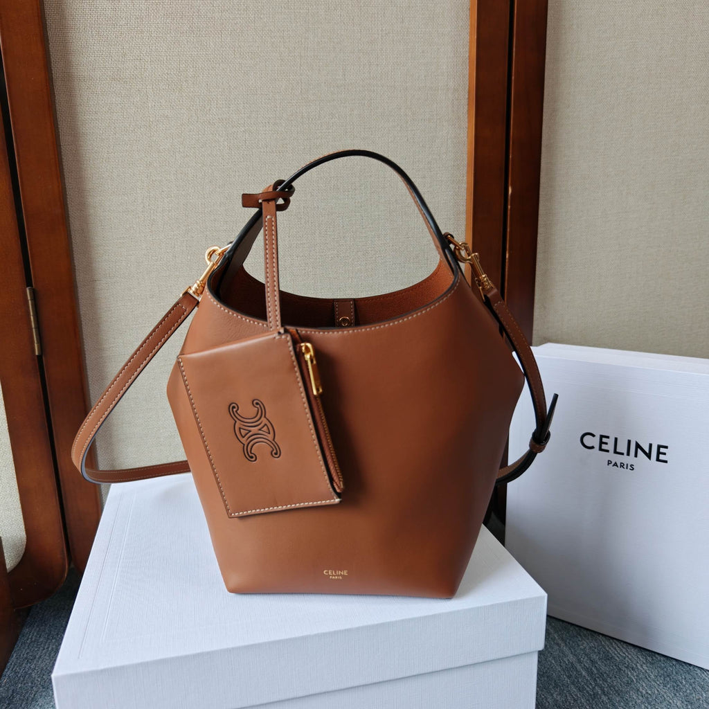 CELINE 26S HOBO BAG 31 IN BROWN CALFSKIN