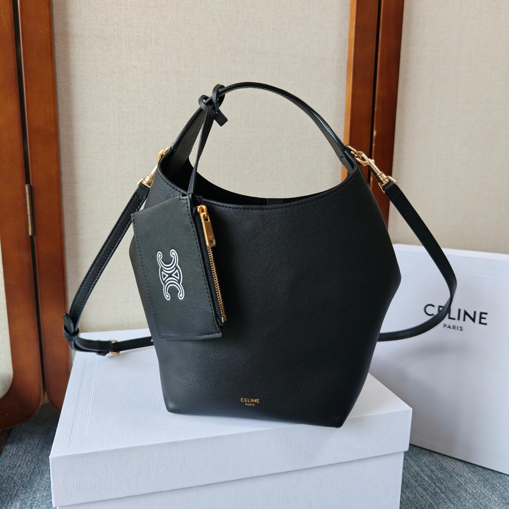CELINE 26S HOBO BAG 31 IN BLACK CALFSKIN