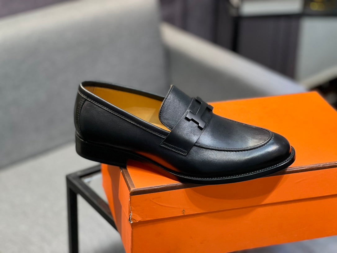 HM PARIS LOAFER BLACK CALFSKIN