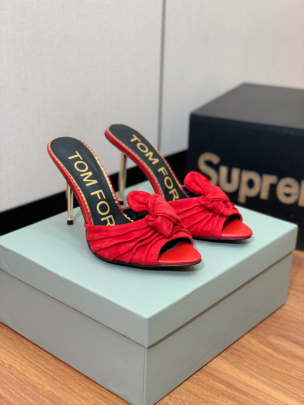 HIGH HEEL MULE 10 CM IN CHERRY RED SUEDE
