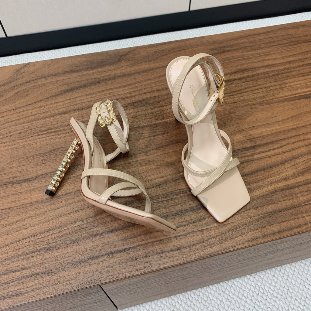 GIANVITO ROSSI 26S CRYSTAL HEELS 105 MM IN BEIGE LAMBSKIN