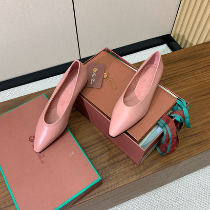 LP 26S BALLET FLATS IN LIGHT PINK CALFSKIN