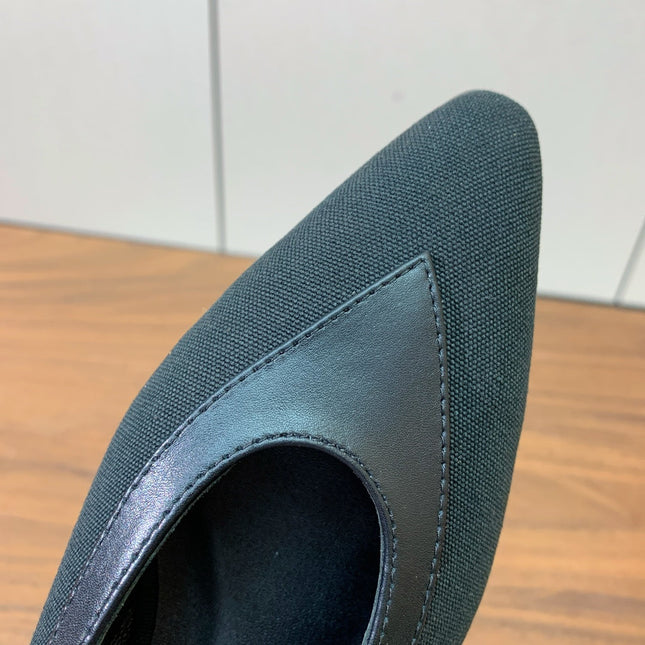 LP 26S SLINGBACK FLATS IN BLACK CANVAS & CALFSKIN