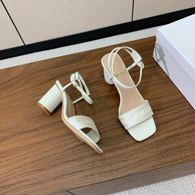 HIGH HEEL EMBROIDERED SANDAL IN WHITE CALFSKIN AND WOVEN STRAPS