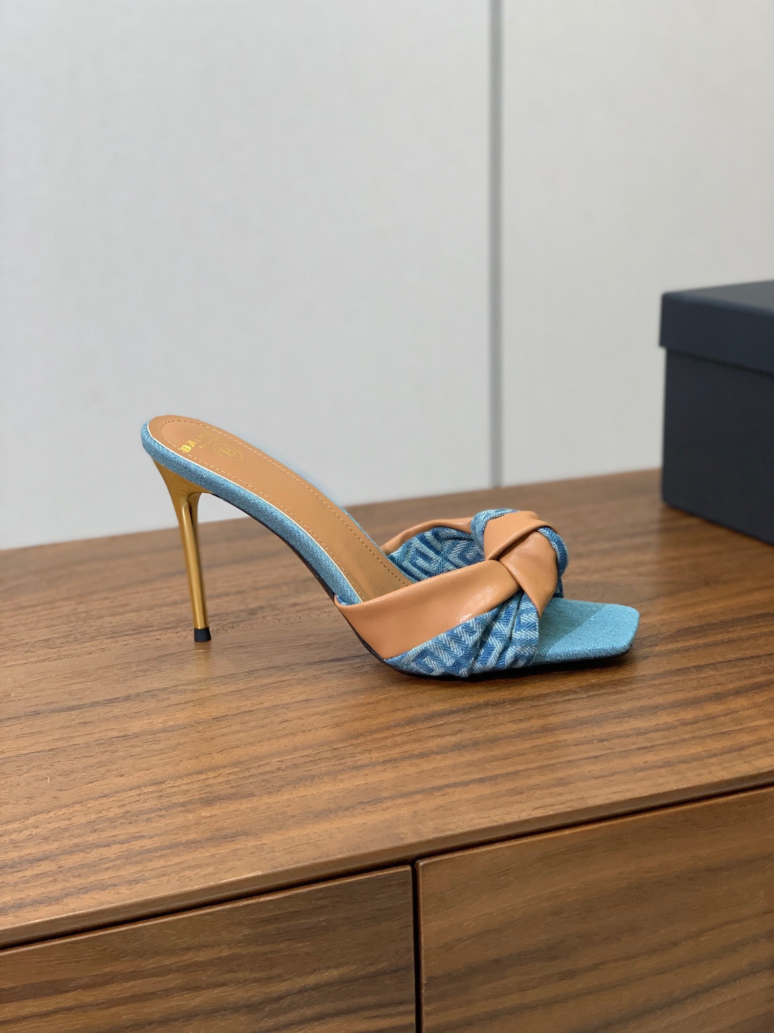 BALMAIN 25S HIGH HEEL MULES 95MM IN WARM CARAMEL DENIM AND CALFSKIN