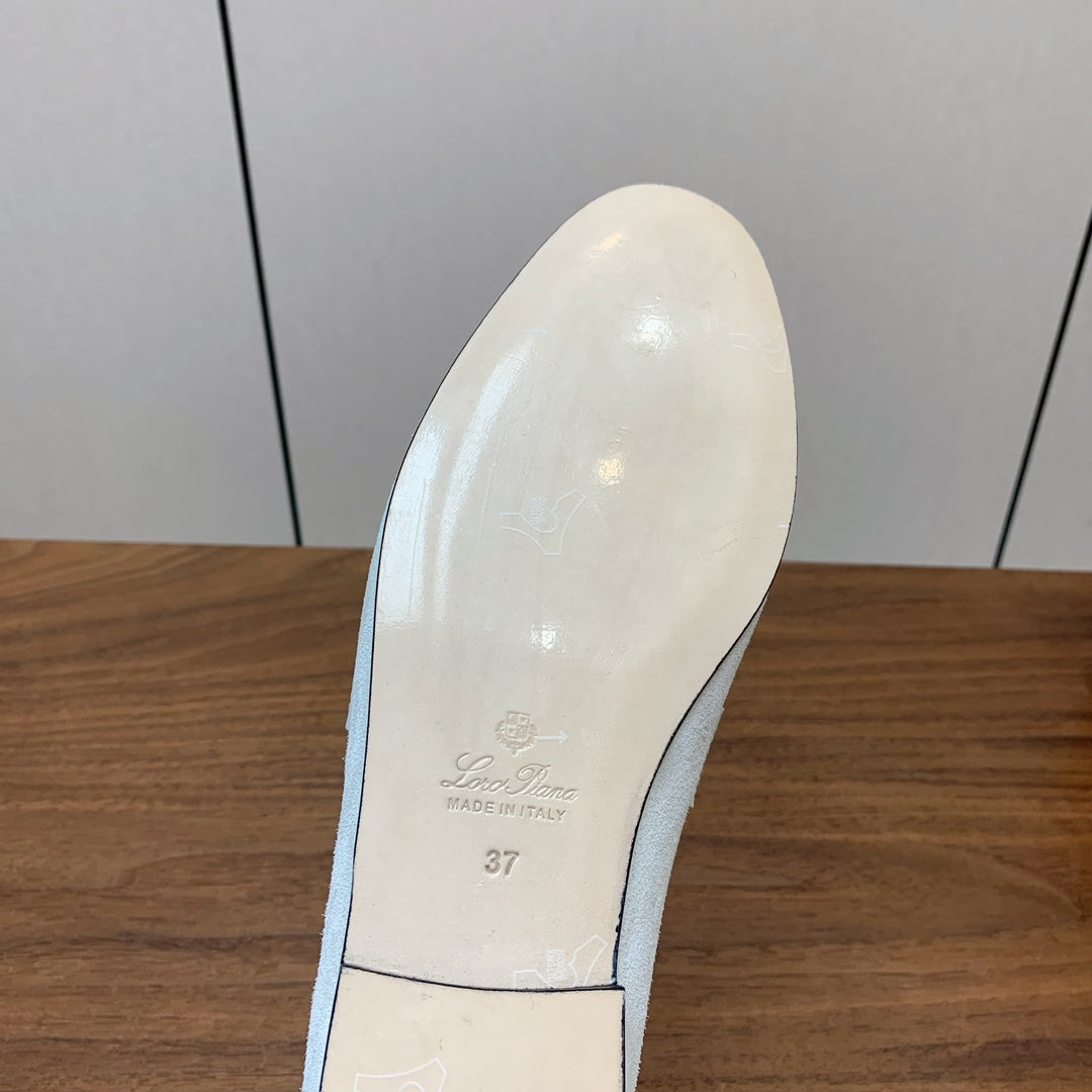 LP 26S SUMMER CHARMS WALK LOAFER IN WHITE SUEDE GOLD HARDWARE