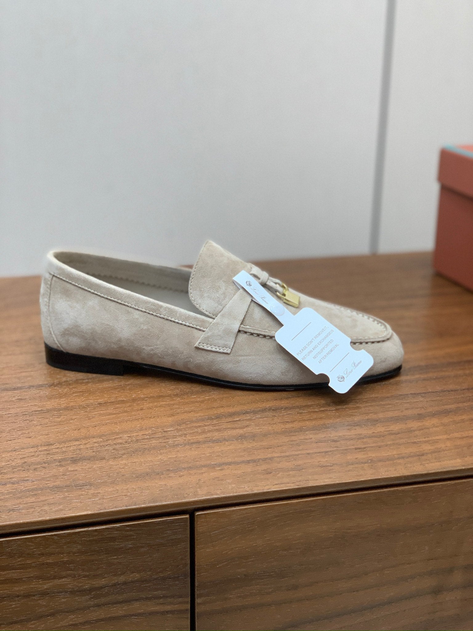 LP 26S SUMMER CHARMS WALK LOAFER IN LIGHT BROWN SUEDE GOLD HARDWARE