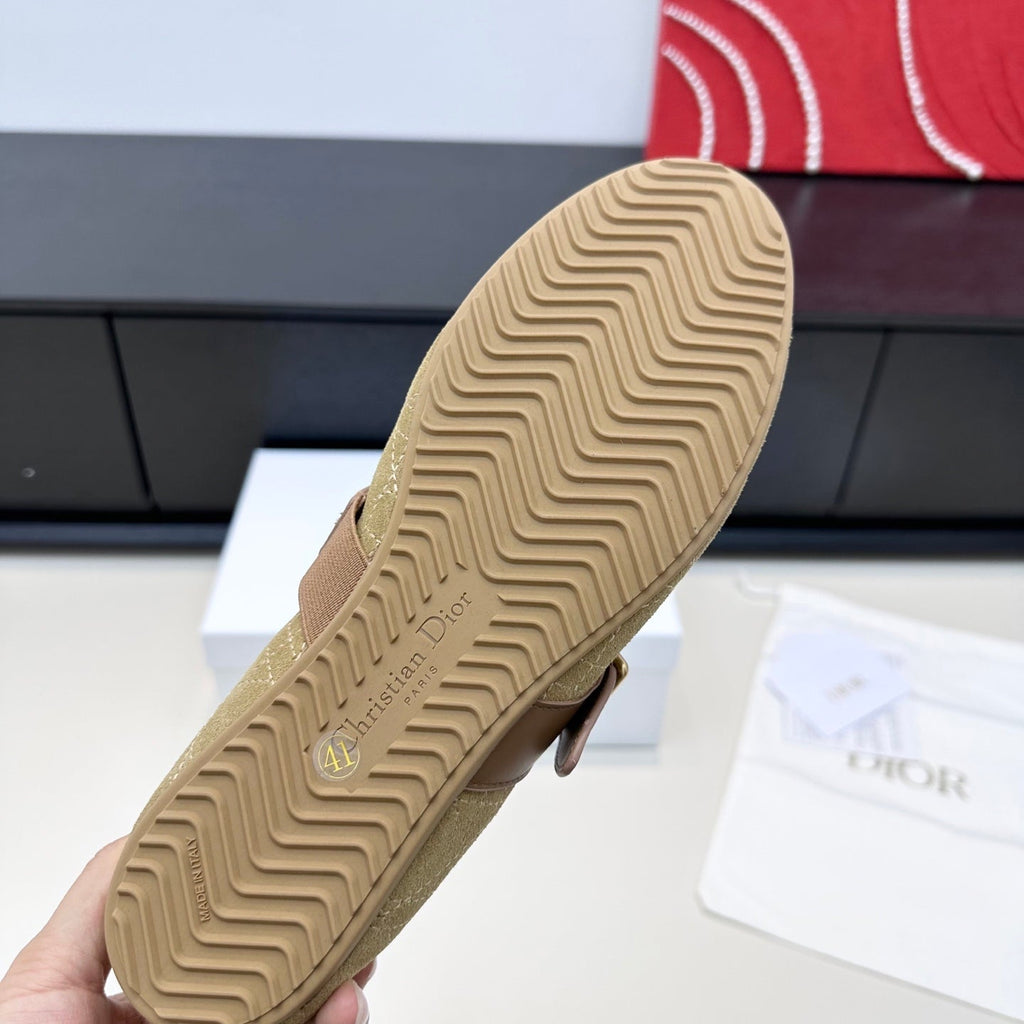 DIOR 26S FROST BALLET FLAT IN LIGHT BROWN CANNAGE SUEDE AND CALFSKIN