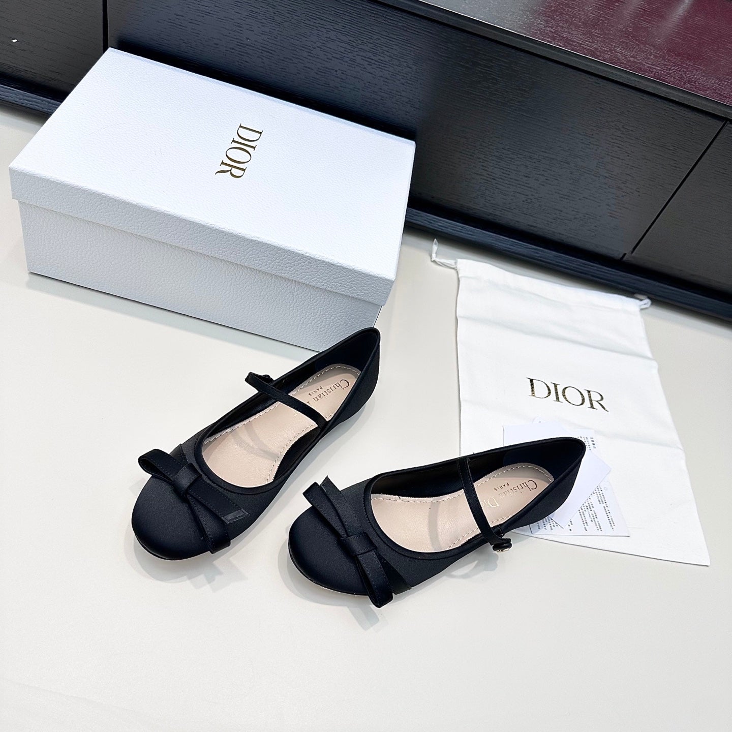 DIOR 26S LOVELY-D BALLET FLAT IN BLACK SATIN WITH BOW