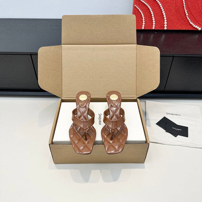 YSL 26S QUILTED THONG SANDALS 50 MM IN BROWN LAMBSKIN