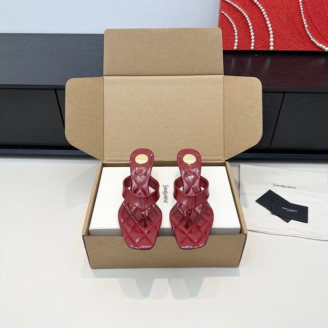 YSL 26S QUILTED THONG SANDALS 50 MM IN DARK RED LAMBSKIN