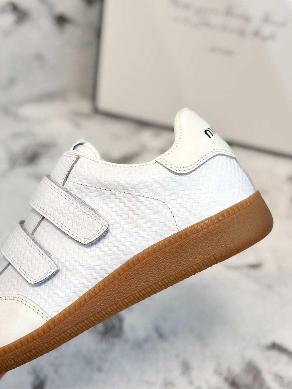 RETRO SNEAKERS WITH RIPTAPE STRAPS IN WHITE LAMBSKIN KNITTED PATTERN