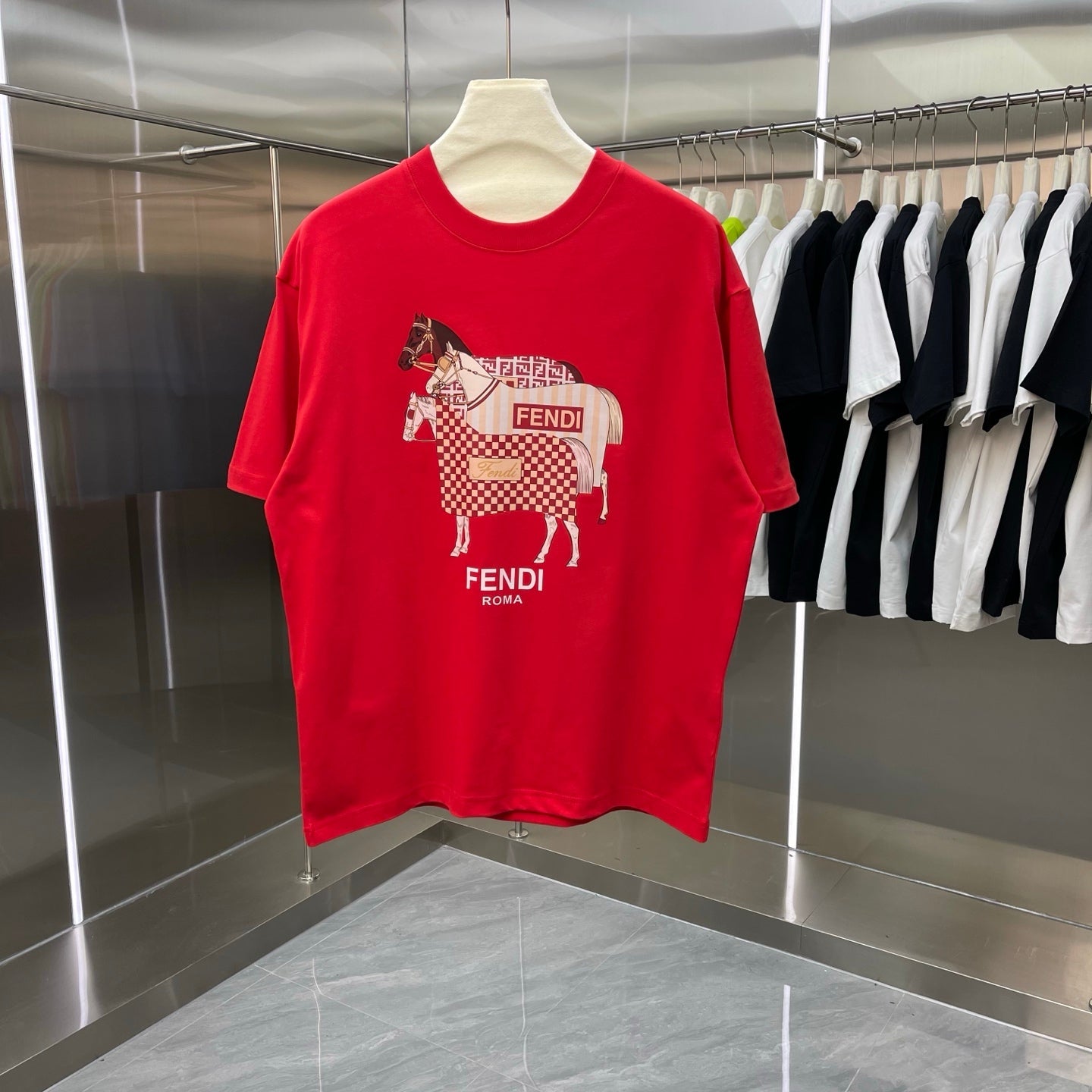 FENDI 26S SHORT SLEEVE T-SHIRT 213