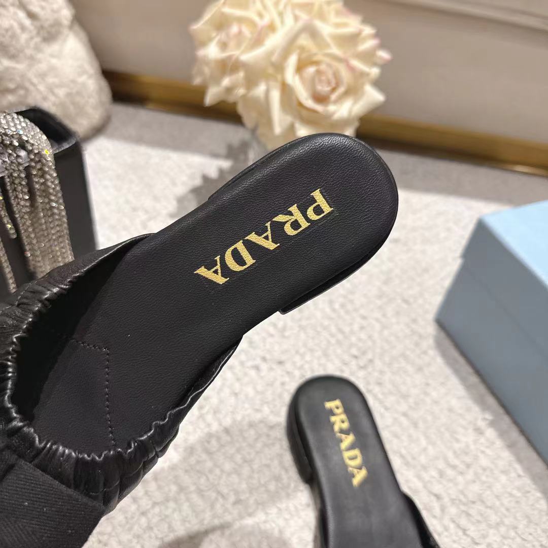 PRADA 26S RUCHED BOW SLIDE SANDALS IN BLACK CALFSKIN