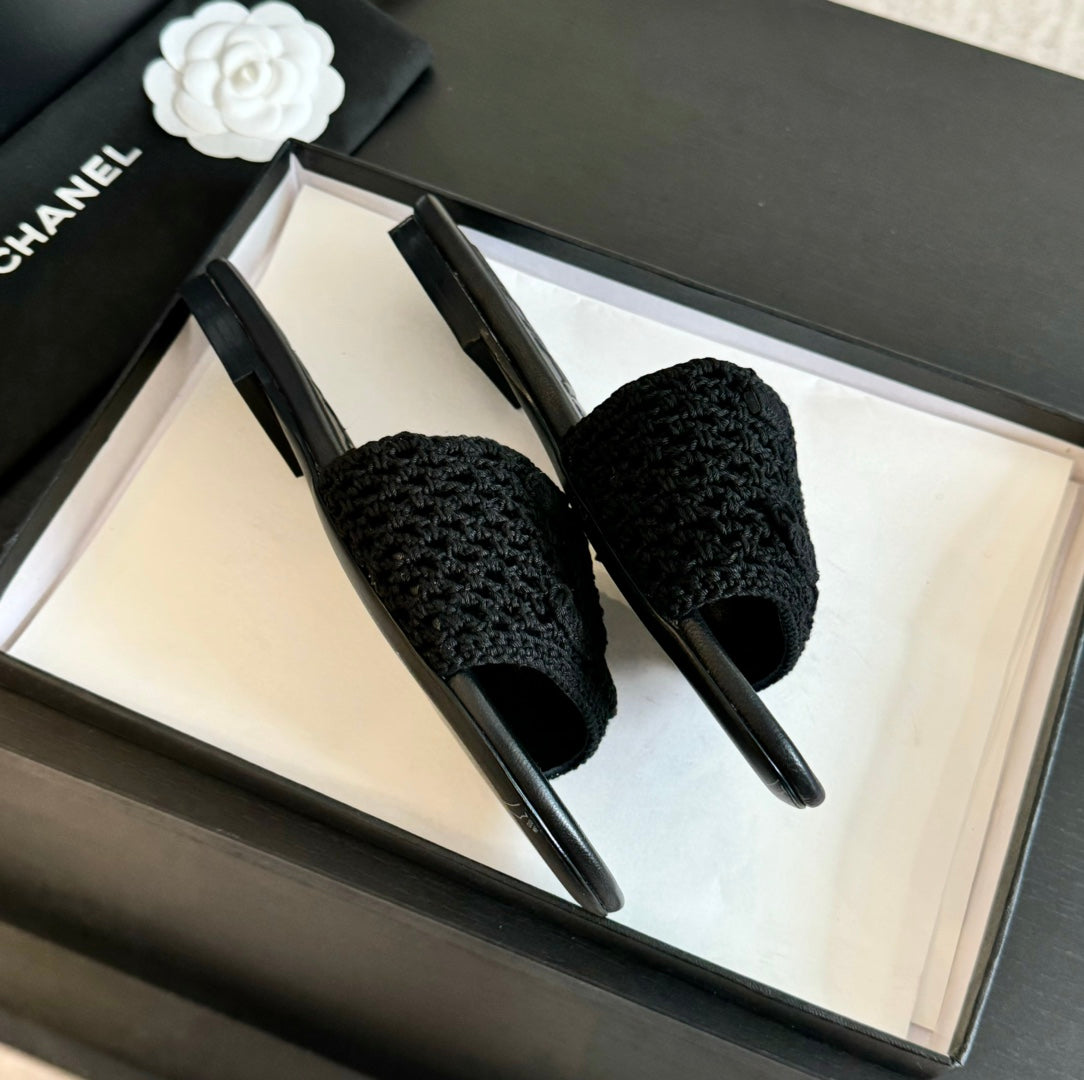 Slippers Black Lambskin