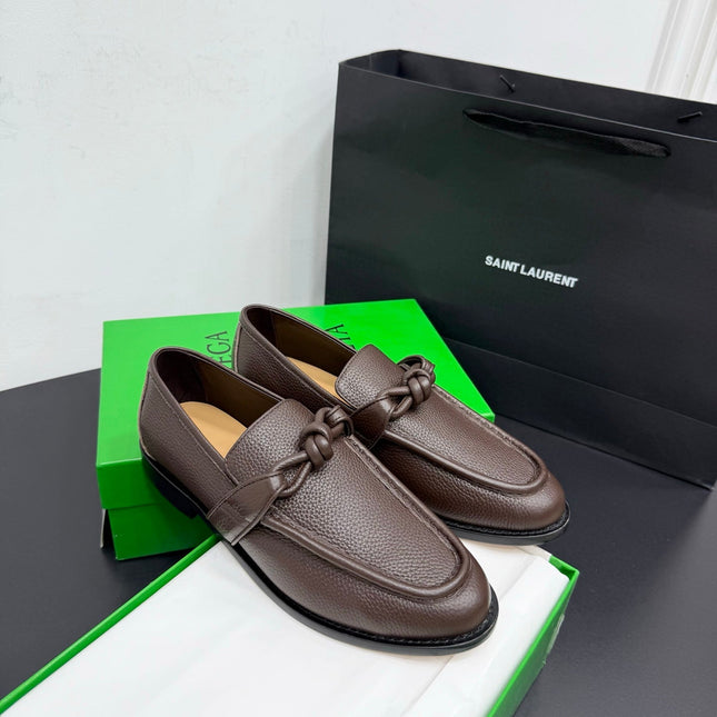 BOTTEGA VENETA 26S LOAFERS IN BROWN GRAINED CALFSKIN