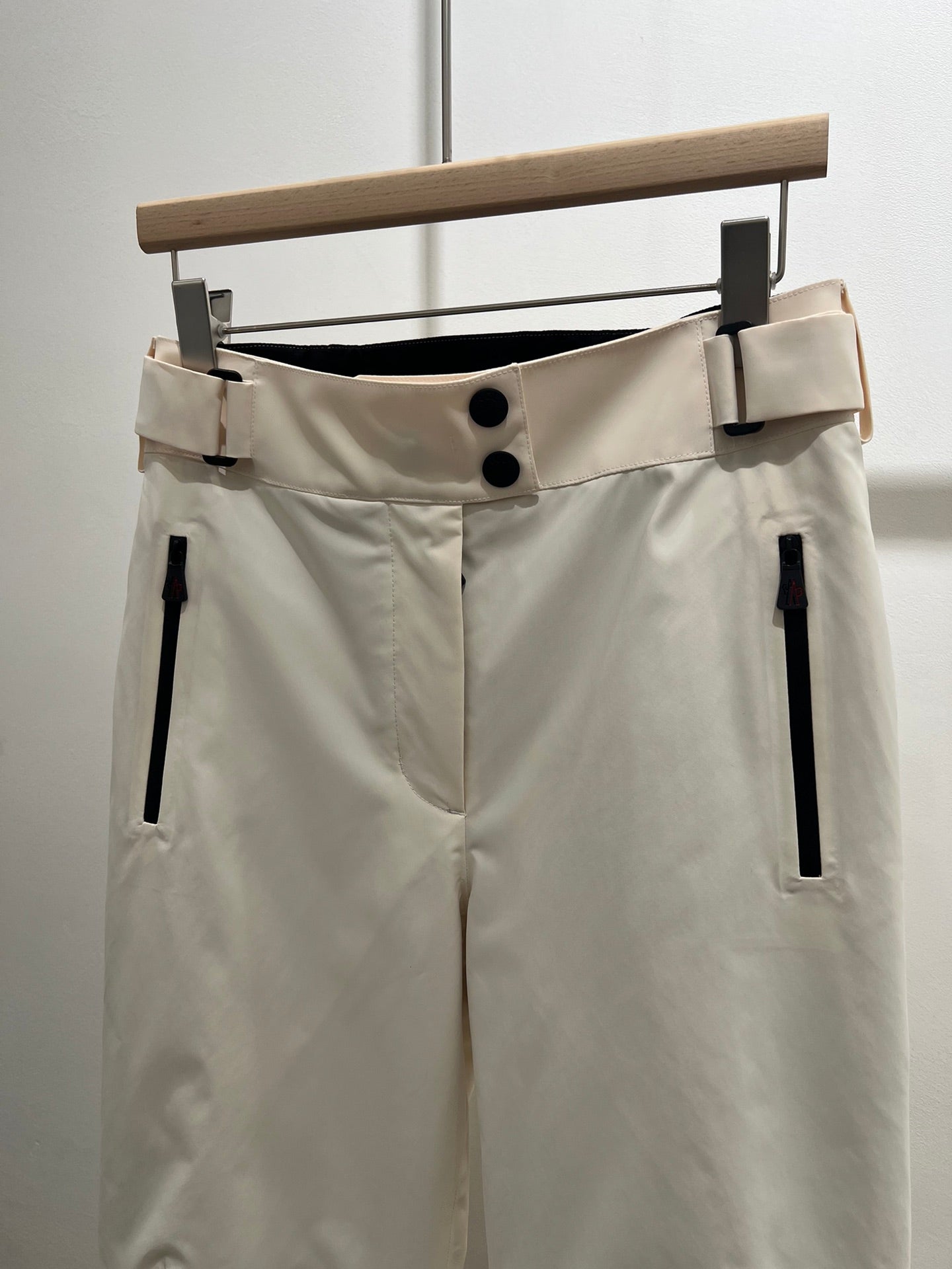 MONCLER 25S SKI PANTS 287