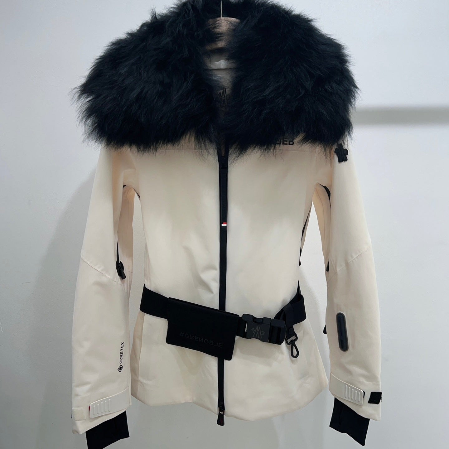 MONCLER 25S JACKET 286