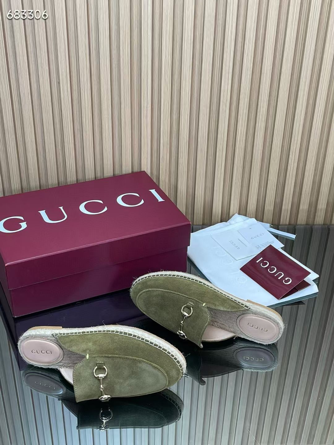 GUCCI 26S LOAFER MULES IN MOSS GREEN SUEDE