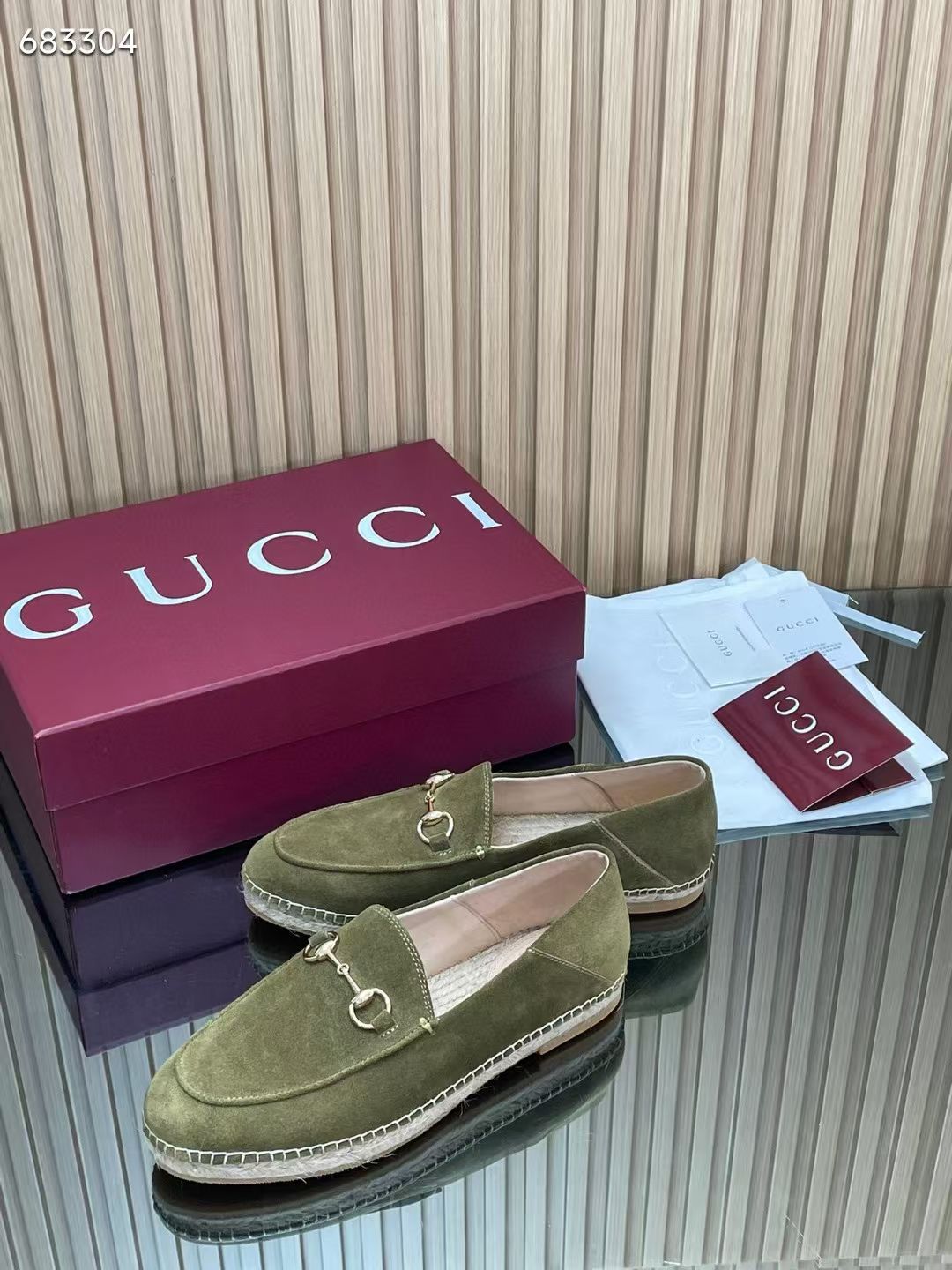 GUCCI 26S LOAFER IN MOSS GREEN SUEDE