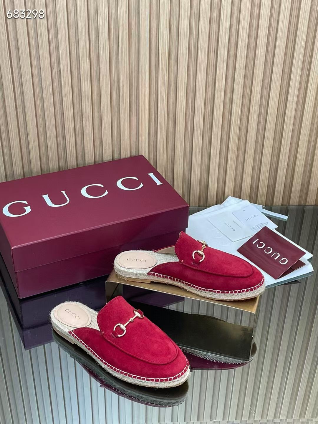 GUCCI 26S LOAFER MULES IN DARK RED SUEDE